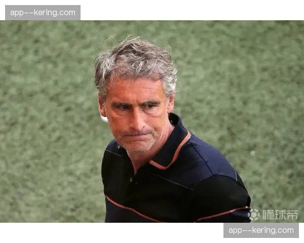 南特对阵蒙彼利埃,半场数据揭示客队反击次数占优 南特对阵蒙彼利埃,半场数据揭示客队反击次数占优